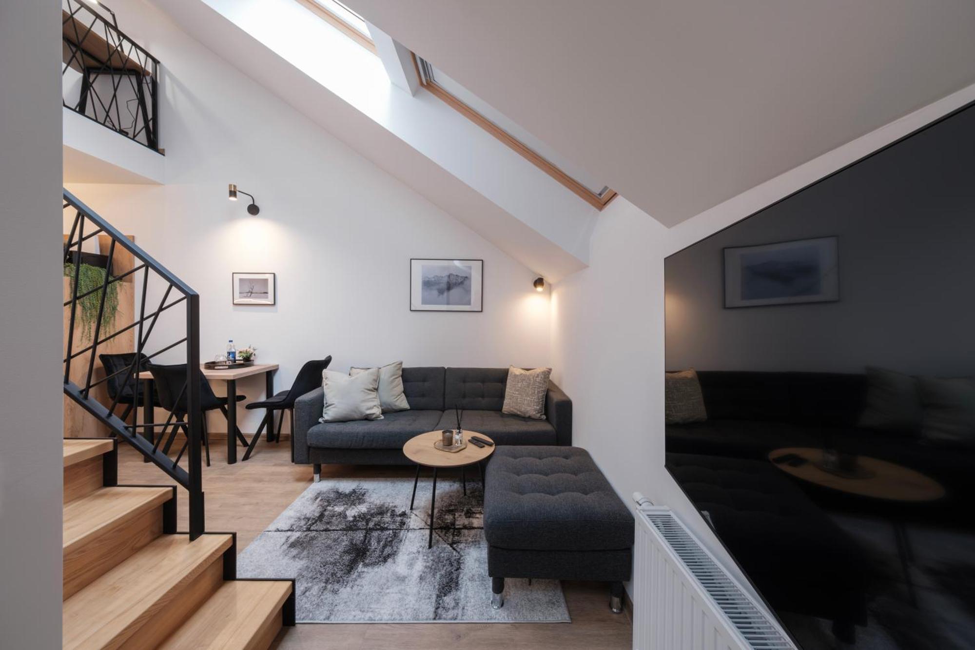 Butas-Loftas Mieste, Kaunas Exteriör bild